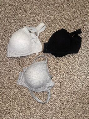 New • Front Closure Bras • Set of 3 • Medium